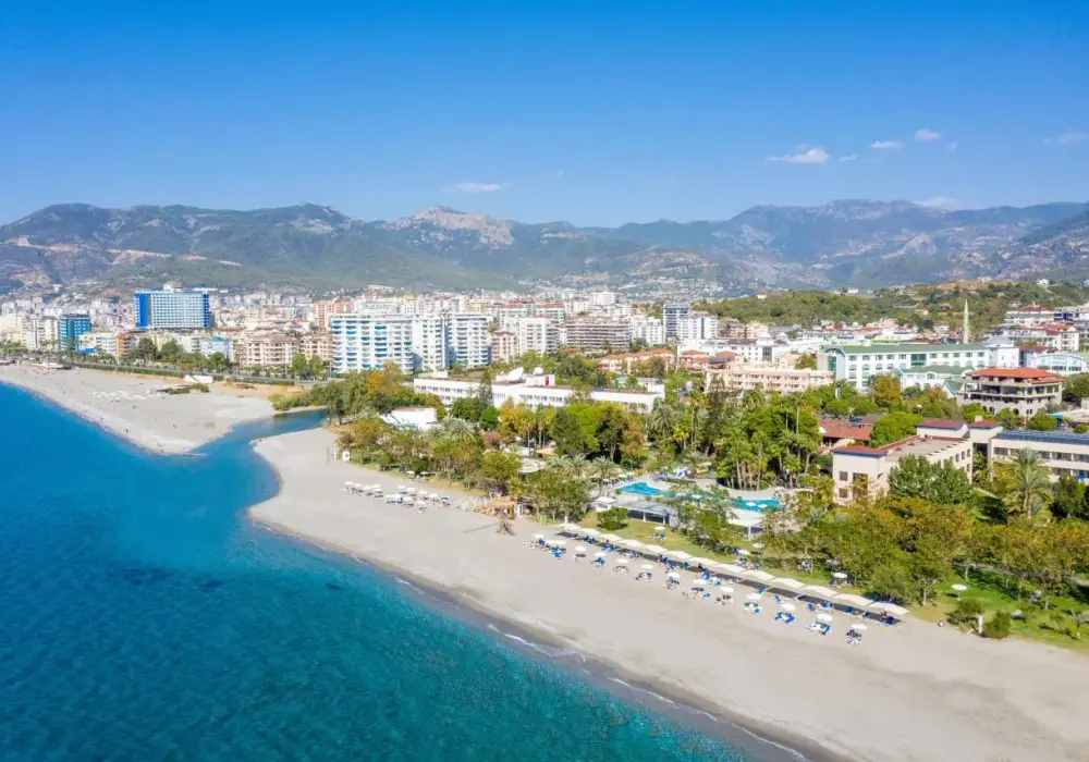 Kemer – nad jakim morzem wypoczniesz w pięknym kurorcie?