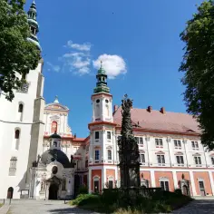 Najciekawsze atrakcje w Henrykowie, które musisz zobaczyć