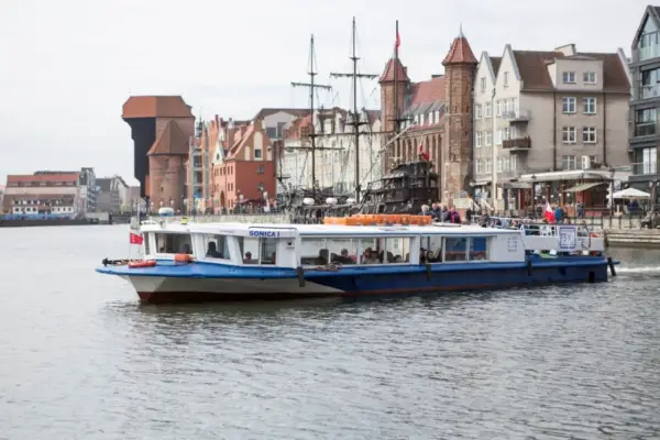 Tramwaj wodny Gdańsk - Na plażę czy zwiedzanie?