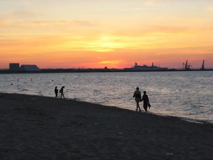 Plaża na Stogach w Gdańsku - co warto wiedzieć przed wizytą?